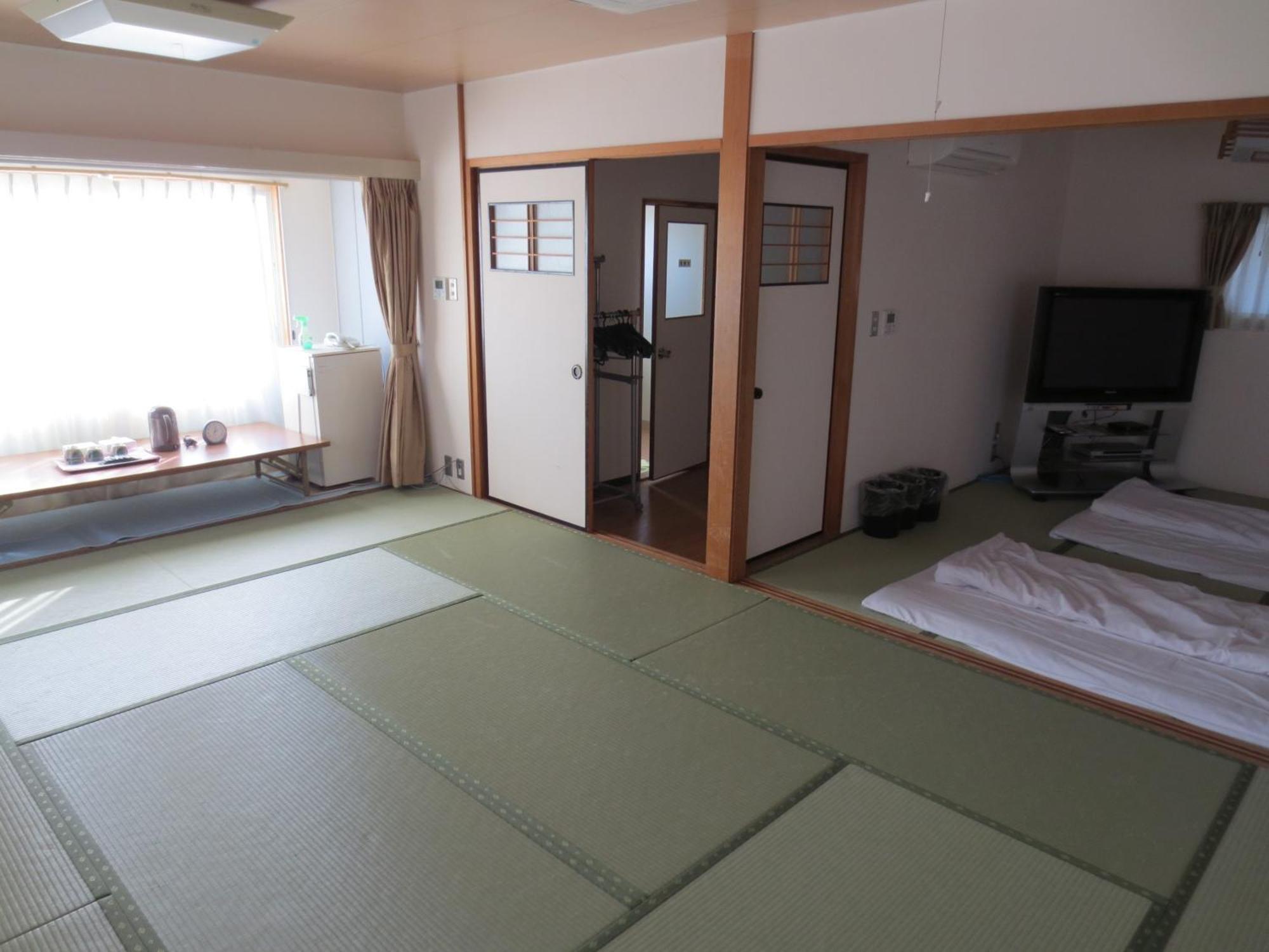 Hotel Minatoya Kochi  Phòng bức ảnh